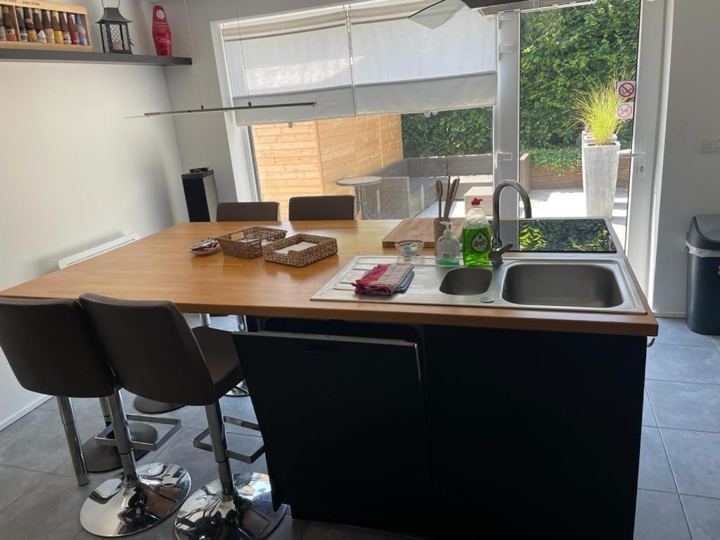 Appartement 5 Personnes Avec Acces Piscine Et Jacuzzi Villers-la-Ville Exterior foto