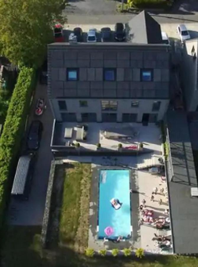 Appartement 5 Personnes Avec Acces Piscine Et Jacuzzi Villers-la-Ville Exterior foto
